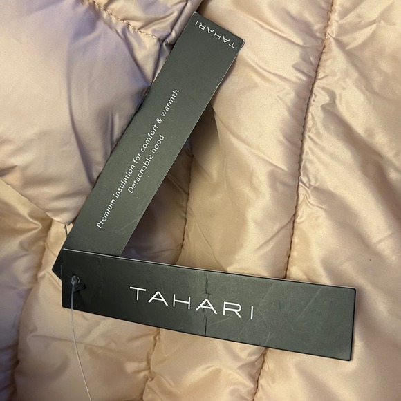 Tahari Women L Pink Ruffle Hooded Puffer Jacket Premium Lightweight Insulation l - Picture 4 of 8